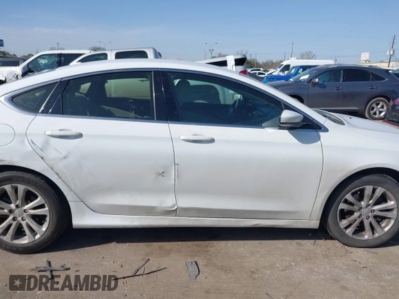 2016 Chrysler 200 Limited with VIN 1C3CCCAB1GN126326, listed as a IAAI auction lot 41747701 with 133,654 mi miles. Bid and sale history available at carsss.com. Image 13.