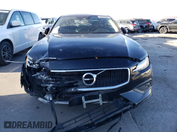 2021 Volvo S60 Momentum with VIN 7JRA22TK1MG080592, listed as a Copart auction lot 44626564 with 42,025 mi miles. Bid and sale history available at carsss.com. Image 5.