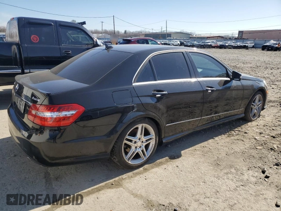 2013 Mercedes-Benz E 350 Luxury with VIN WDDHF8JB8DA735489, listed as a Copart auction lot 48387335 with 247,382 mi miles and Clean Title. Bid and sale history available at DreamBid. Image 3.