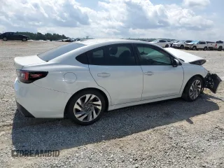 2024 Subaru Legacy Limited z VIN 4S3BWAN66R3002518, wystawiony jako Copart lot #57327925 z przebiegiem Nie podano mil oraz Tytuł czysty. Historia ofert i sprzedaży dostępna na DreamBid. Obrazek 3.