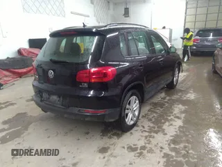 2016 Volkswagen Tiguan SE with VIN WVGBV7AX3GW541416, listed as a IAAI auction lot 41716488 with 78,639 mi miles and . Bid and sale history available at DreamBid. Image 4.