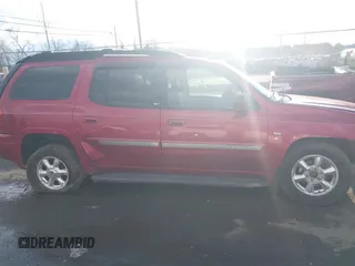 2005 GMC Envoy SLT z VIN 1GKET16M956158147, wystawiony jako IAAI lot #41683236 z przebiegiem Nie podano mil oraz . Historia ofert i sprzedaży dostępna na DreamBid. Obrazek 13.