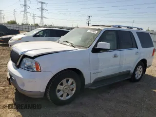 2003 Lincoln Navigator Luxury with VIN 5LMFU28R33LJ30766, listed as a Copart auction lot 74370994 with 125,904 mi miles and Clean Title. Bid and sale history available at carsss.com. Image 2.