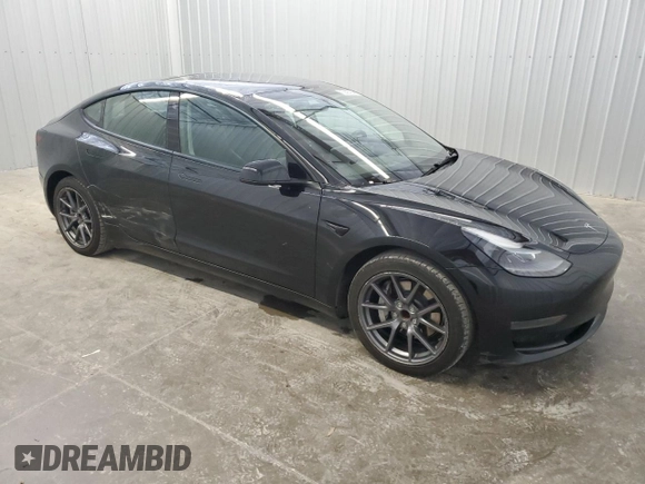 2022 Tesla Model 3 z VIN 5YJ3E1EA1NF188851, wystawiony jako Copart lot #59259325 z przebiegiem 142 223 mil mil oraz Czysty tytuł • Clean title. Historia ofert i sprzedaży dostępna na DreamBid. Obrazek 4.