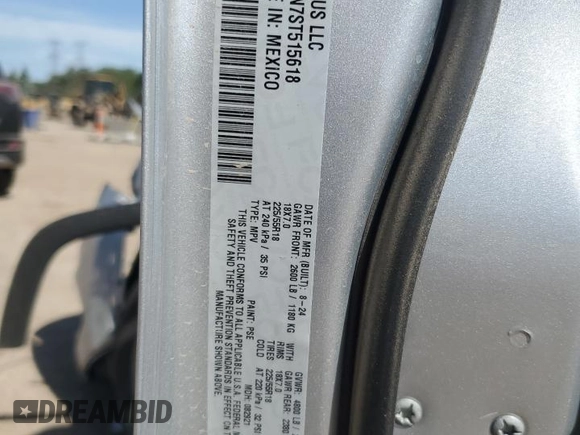 2025 Jeep Compass Latitude with VIN 3C4NJDBN7ST515618, listed as a Copart auction lot 57312805 with 670 mi miles and Salvage title. Bid and sale history available at DreamBid. Image 12.