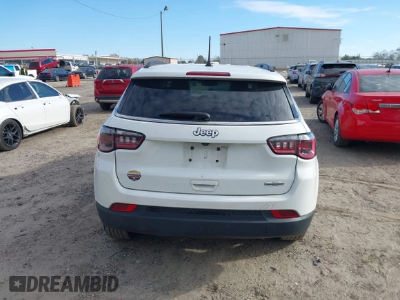 2022 Jeep Compass Latitude with VIN 3C4NJCBB7NT214335, listed as a IAAI auction lot 41683856 with 41,871 mi miles and . Bid and sale history available at carsss.com. Image 17.