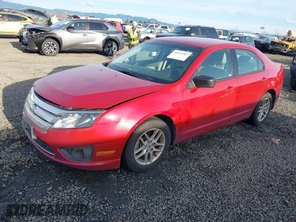 2010 Ford Fusion S with VIN 3FAHP0GA7AR228386, listed as a IAAI auction lot 41613583 with 99,281 mi miles. Bid and sale history available at carsss.com. Image 17.