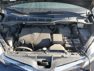 2018 Toyota Sienna XLE with VIN 5TDDZ3DC9JS198492, listed as a Copart auction lot 51182785 with 114,771 mi miles and Salvage Title. Bid and sale history available at carsss.com. Image 12.