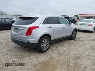 2017 Cadillac XT5 Luxury FWD z VIN 1GYKNBRS2HZ232241, wystawiony jako IAAI lot #41875766 z przebiegiem 195 113 mil mil oraz . Historia ofert i sprzedaży dostępna na DreamBid. Obrazek 4.