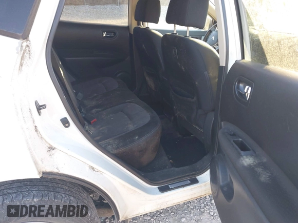 2013 Nissan Rogue S with VIN JN8AS5MT1DW534860, listed as a IAAI auction lot 41757072 with 206,778 mi miles. Bid and sale history available at carsss.com. Image 8.