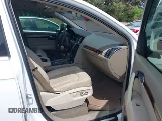 2011 Audi Q7 S line с VIN WA1DGAFE2BD006121, выставлен на аукционе IAAI как лот 42177073 с пробегом 212 163 миль миль и . История ставок и продаж доступна на DreamBid. Изображение 5.