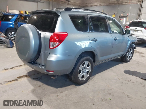 2007 Toyota RAV4 with VIN JTMBD33V776024633, listed as a IAAI auction lot 41498252 with 101,607 mi miles. Bid and sale history available at carsss.com. Image 4.