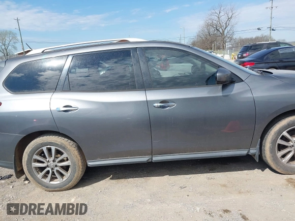 2015 Nissan Pathfinder S with VIN 5N1AR2MN7FC633528, listed as a IAAI auction lot 41905726 with 159,525 mi miles and . Bid and sale history available at DreamBid. Image 13.