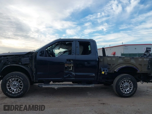 2021 Ford Super Duty F-250 SRW XL with VIN 1FT7X2B65MEC48955, listed as a IAAI auction lot 38286517 with 41,205 mi miles. Bid and sale history available at carsss.com. Image 6.