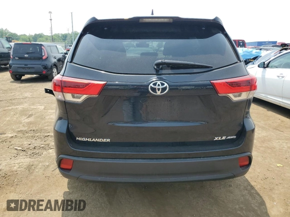 2017 Toyota Highlander XLE with VIN 5TDJZRFH5HS378559, listed as a Copart auction lot 60284395 with 121,915 mi miles and Clean title. Bid and sale history available at DreamBid. Image 6.