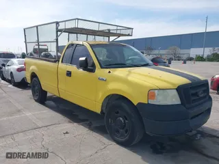 2005 Ford F-150 XL with VIN 1FTPF125X5NB41115, listed as a IAAI auction lot 41709123 with 196,751 mi miles. Bid and sale history available at carsss.com. Image 1.