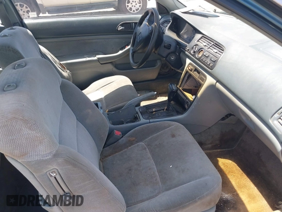 1996 Honda Accord LX with VIN 1HGCD7233TA023922, listed as a IAAI auction lot 42203135 with 239,677 mi miles and . Bid and sale history available at carsss.com. Image 5.