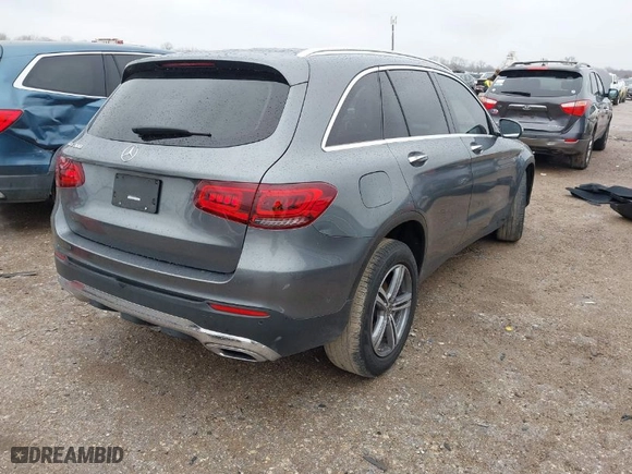 2021 Mercedes-Benz GLC with VIN W1N0G8DB5MV274639, listed as a IAAI auction lot 41546628 with 68,720 mi miles. Bid and sale history available at carsss.com. Image 4.