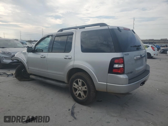 2010 Ford Explorer XLT with VIN 1FMEU6DE5AUA17899, listed as a Copart auction lot 46700275 with 117,460 mi miles and Salvage title. Bid and sale history available at DreamBid. Image 2.