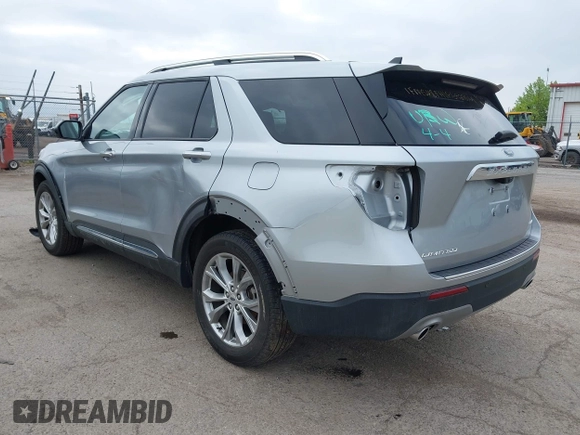 2024 Ford Explorer Limited with VIN 1FMSK8FH1RGA28064, listed as a IAAI auction lot 42170663 with 133,346 mi miles. Bid and sale history available at carsss.com. Image 3.