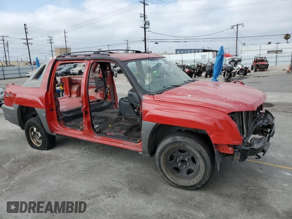 2002 Chevrolet Avalanche with VIN 3GNEC13T52G282702, listed as a Copart auction lot 62172665 with 184,024 mi miles and Salvage title. Bid and sale history available at DreamBid. Image 4.