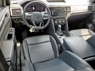 2022 Volkswagen Atlas SE with VIN 1V2JE2CA3NC205175, listed as a Copart auction lot 57333305 with 45,161 mi miles and Salvage title. Bid and sale history available at DreamBid. Image 8.
