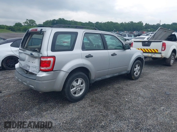 2011 Ford Escape XLS с VIN 1FMCU0C73BKB19965, выставлен на аукционе IAAI как лот 42669153 с пробегом 183 982 миль миль и . История ставок и продаж доступна на DreamBid. Изображение 4.