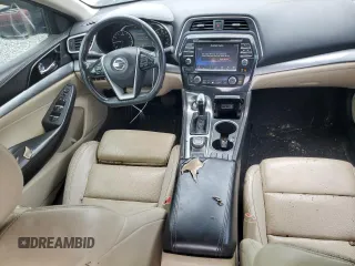 2016 Nissan Maxima SV z VIN 1N4AA6AP1GC441988, wystawiony jako Copart lot #58299485 z przebiegiem 181 431 mil mil oraz Szkoda całkowita • Salvage title. Historia ofert i sprzedaży dostępna na DreamBid. Obrazek 8.