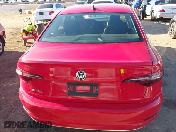 2021 Volkswagen Jetta S z VIN 3VWC57BU9MM022263, wystawiony jako IAAI lot #41817483 z przebiegiem 87 556 mil mil oraz . Historia ofert i sprzedaży dostępna na DreamBid. Obrazek 17.