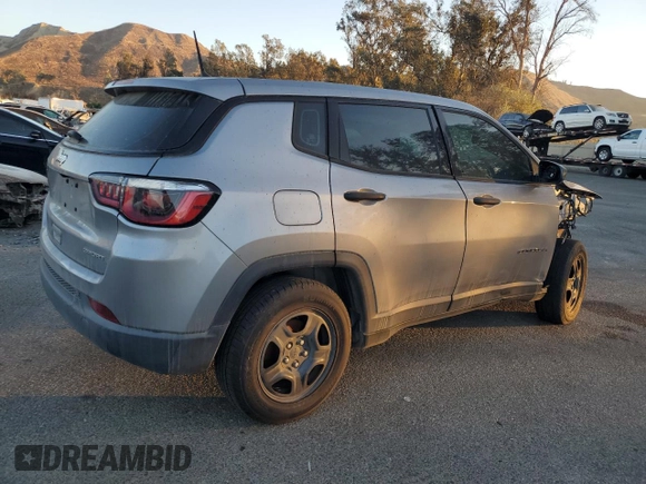 2017 Jeep Compass Sport with VIN 3C4NJCABXHT597936, listed as a Copart auction lot 81697134 with Not provided miles and Clean title. Bid and sale history available at DreamBid. Image 3.