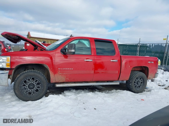 2012 Chevrolet Silverado 1500 LT with VIN 3GCPKSE70CG154346, listed as a IAAI auction lot 41322264 with 99,226 mi miles. Bid and sale history available at carsss.com. Image 15.