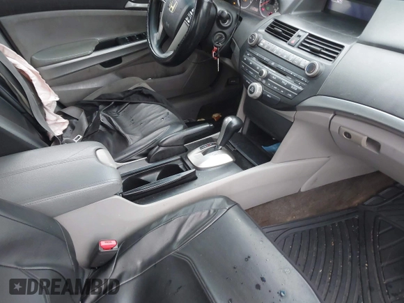2010 Honda Accord EX z VIN 1HGCP2F76AA039987, wystawiony jako IAAI lot #42315669 z przebiegiem 327 709 mil mil oraz . Historia ofert i sprzedaży dostępna na DreamBid. Obrazek 5.