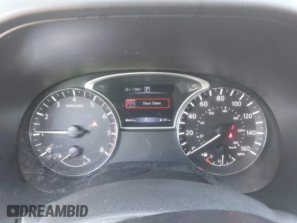 2019 Nissan Pathfinder S with VIN 5N1DR2MM1KC641946, listed as a IAAI auction lot 42591605 with 86,654 mi miles and . Bid and sale history available at DreamBid. Image 7.