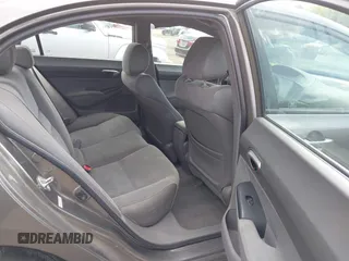 2006 Honda Civic LX z VIN 2HGFA16576H524297, wystawiony jako IAAI lot #42205155 z przebiegiem 173 763 mil mil oraz . Historia ofert i sprzedaży dostępna na DreamBid. Obrazek 8.