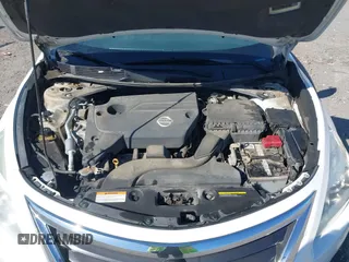 2013 Nissan Altima SV with VIN 1N4AL3AP8DN534967, listed as a IAAI auction lot 41827540 with 159,646 mi miles and . Bid and sale history available at carsss.com. Image 10.