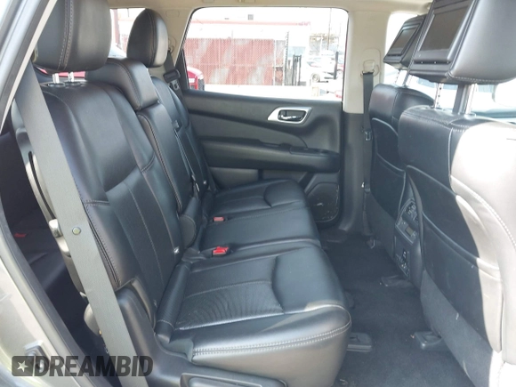 2015 Nissan Pathfinder Platinum with VIN 5N1AR2MN8FC693981, listed as a IAAI auction lot 42145556 with 161,142 mi miles and . Bid and sale history available at DreamBid. Image 8.