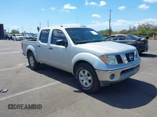 2008 Nissan Frontier SE z VIN 1N6AD07U08C426831, wystawiony jako IAAI lot #42249761 z przebiegiem 149 564 mil mil oraz . Historia ofert i sprzedaży dostępna na DreamBid. Obrazek 1.
