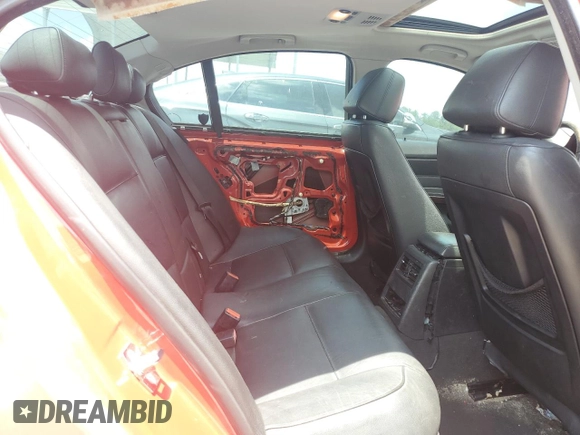 2006 BMW 3 Series 325i with VIN WBAVB13536PT16096, listed as a Copart auction lot 61558745 with 205,581 mi miles and Salvage title. Bid and sale history available at DreamBid. Image 10.