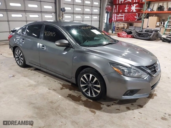 2017 Nissan Altima 2.5 SR with VIN 1N4AL3AP1HC184308, listed as a IAAI auction lot 41729115 with 155,018 mi miles. Bid and sale history available at carsss.com. Image 1.