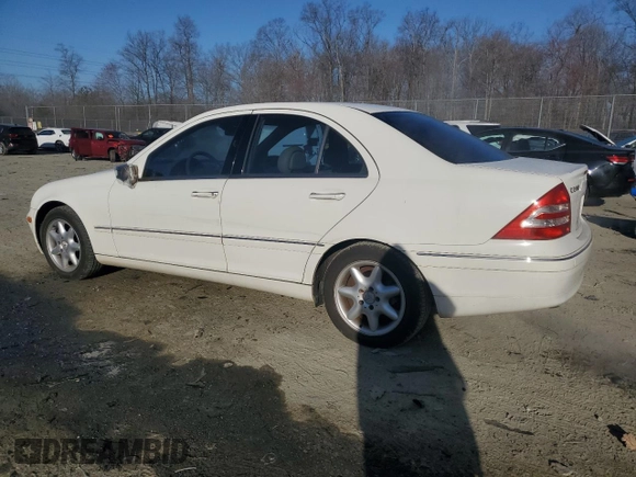 2004 Mercedes-Benz C 240 with VIN WDBRF81J44F502877, listed as a Copart auction lot 44931635 with 147,778 mi miles and Salvage title. Bid and sale history available at DreamBid. Image 2.
