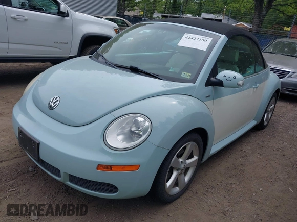 2010 Volkswagen Beetle with VIN 3VWRG3AL7AM010307, listed as a IAAI auction lot 42427150 with 154,244 mi miles and . Bid and sale history available at DreamBid. Image 2.