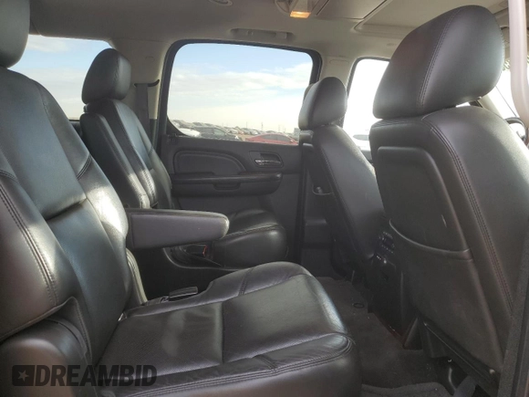 2013 Cadillac Escalade ESV Luxury с VIN 1GYS4HEF9DR330109, выставлен на аукционе Copart как лот 76478534 с пробегом 235 654 миль миль и Чистый • Clean title. История ставок и продаж доступна на DreamBid. Изображение 11.