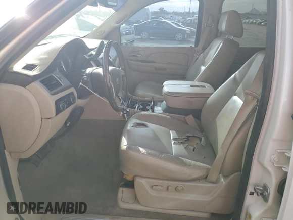 2009 Cadillac Escalade z VIN 1GYFK43589R134714, wystawiony jako Copart lot #48084395 z przebiegiem 154 359 mil mil oraz Czysty tytuł • Clean title. Historia ofert i sprzedaży dostępna na DreamBid. Obrazek 7.