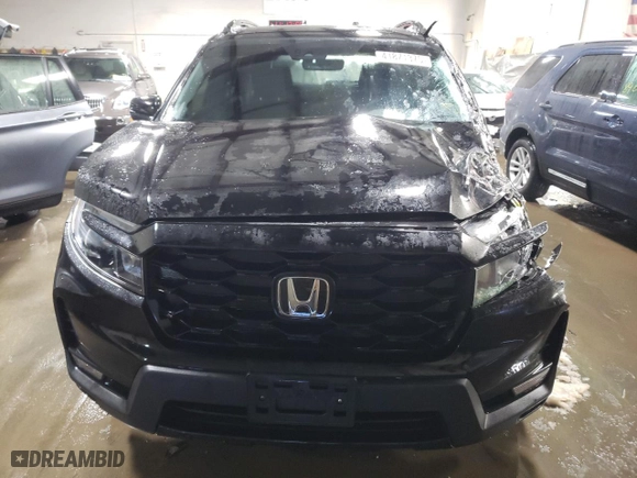 2022 Honda Passport Elite with VIN 5FNYF8H08NB018128, listed as a Copart auction lot 41871375 with 44,425 mi miles and Salvage Title. Bid and sale history available at carsss.com. Image 5.