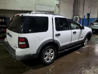 2006 Ford Explorer XLT with VIN 1FMEU73866UA07827, listed as a Copart auction lot 46151125 with 219,598 mi miles and Clean Title. Bid and sale history available at carsss.com. Image 3.