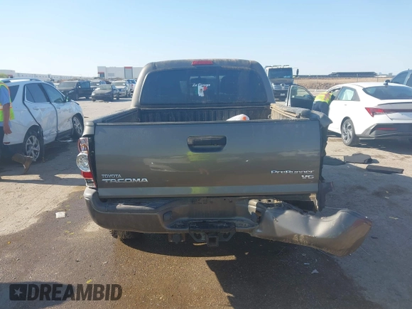 2013 Toyota Tacoma PreRunner z VIN 5TFJU4GN3DX040992, wystawiony jako IAAI lot #42022841 z przebiegiem 159 474 mil mil oraz . Historia ofert i sprzedaży dostępna na DreamBid. Obrazek 16.
