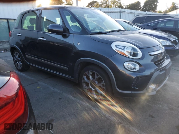 2014 FIAT 500L Trekking with VIN ZFBCFADH1EZ008194, listed as a Copart auction lot 73249254 with 122,859 mi miles and Clean Title. Bid and sale history available at DreamBid. Image 4.