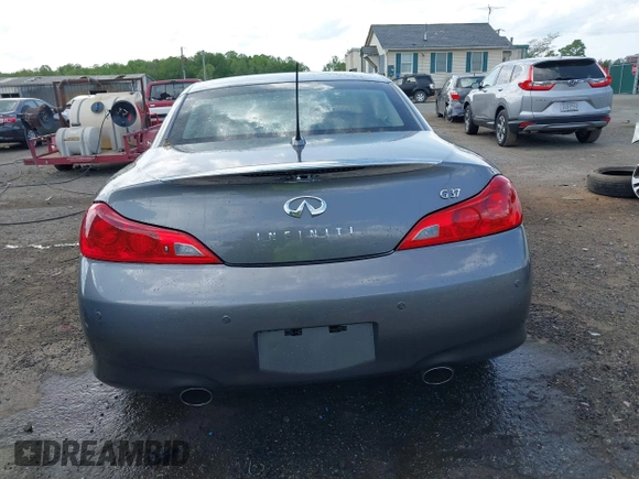 2011 Infiniti G37 with VIN JN1CV6FE8BM952781, listed as a IAAI auction lot 42144510 with 88,126 mi miles. Bid and sale history available at carsss.com. Image 17.