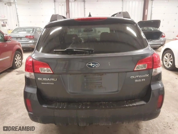 2014 Subaru Outback 3.6R Limited with VIN 4S4BRDMC1E2307307, listed as a IAAI auction lot 41812689 with 222,205 mi miles. Bid and sale history available at carsss.com. Image 16.