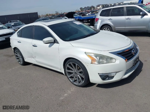 2015 Nissan Altima 2.5 S with VIN 1N4AL3AP0FC248772, listed as a IAAI auction lot 41687842 with 125,881 mi miles. Bid and sale history available at carsss.com. Image 1.
